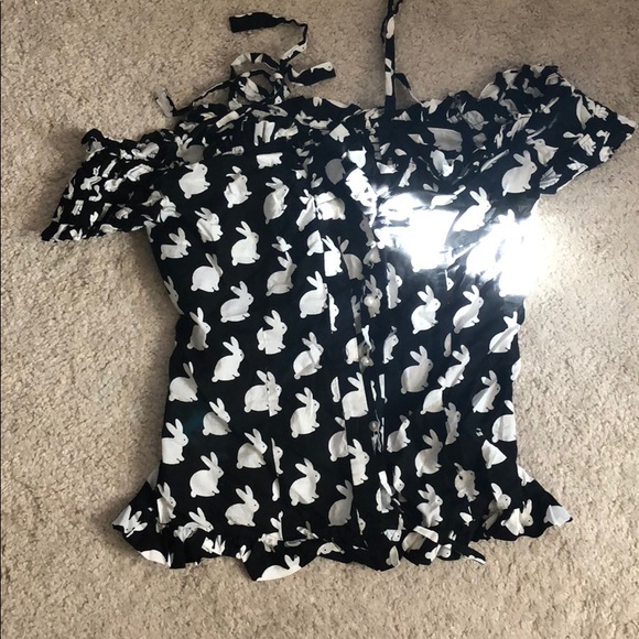 Top - Picture 2 of 4